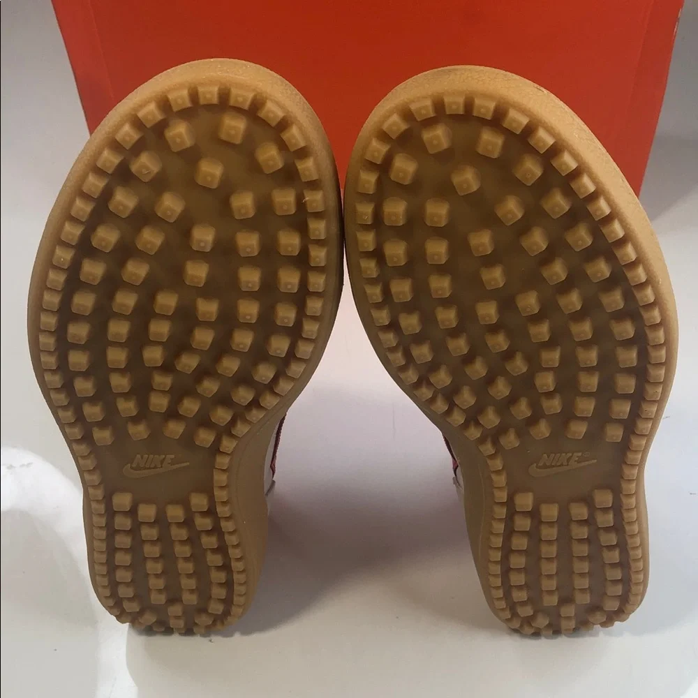 NWOB Nike Field General 82 Sneaker Men's Size 11 Pale Ivory Picante Red Gum